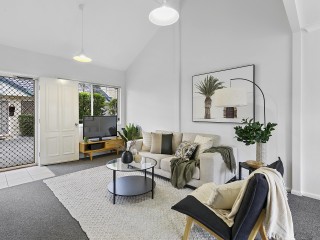 LIGHT FILLED, SPACIOUS AND WELL PRESENTED TOWNHOUSE     